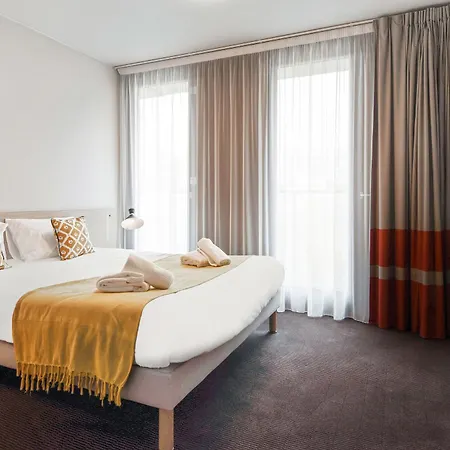Aparthotel Appart'city Confort Grand Palais 3*