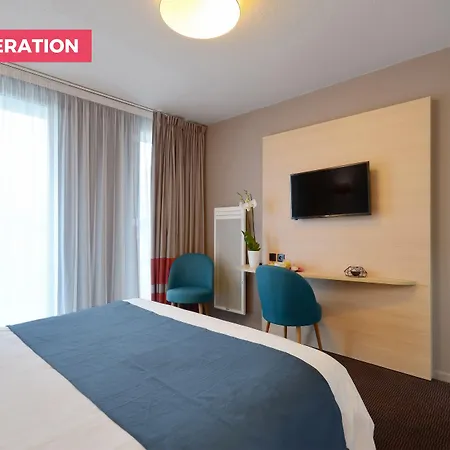 Appart'city Confort Grand Palais 3*