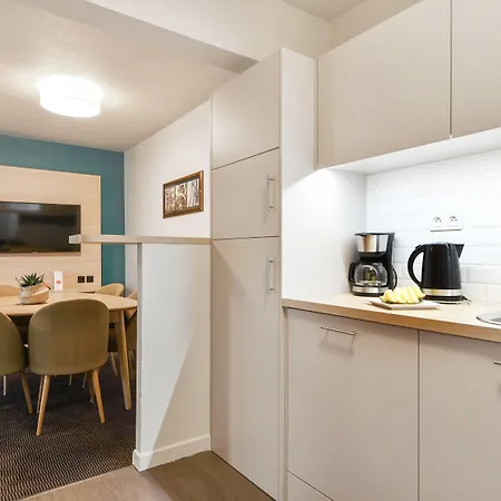 Aparthotel Appart'city Confort Grand Palais 3*