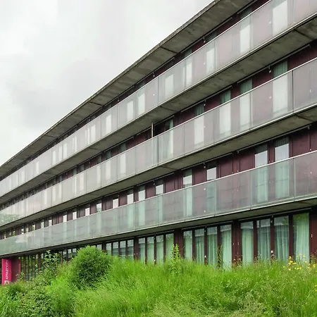 Appart'city Confort Grand Palais 3*