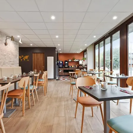 Aparthotel Appart'city Confort Grand Palais 3*