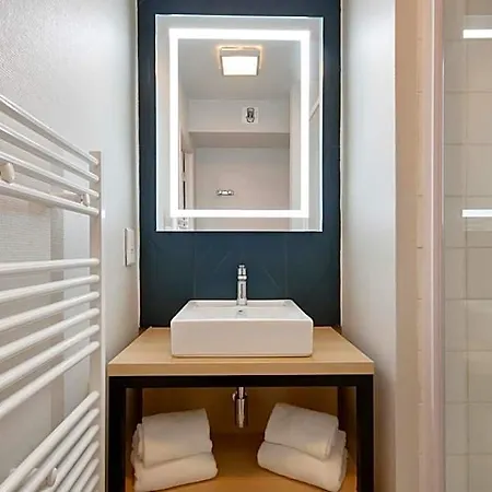 Aparthotel Appart'city Confort Grand Palais 3*