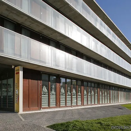 Apartahotel Appart'city Confort Grand Palais 3*