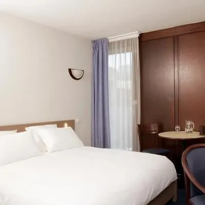Appart'city Confort Grand Palais Apartahotel Lila