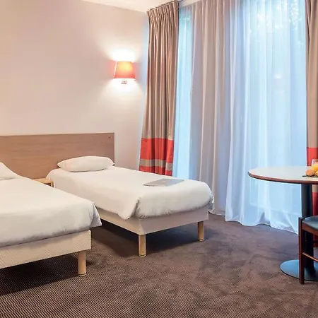 Appart'city Confort Grand Palais 3*