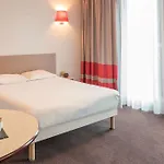 Appart'city Confort Grand Palais 아파트호텔