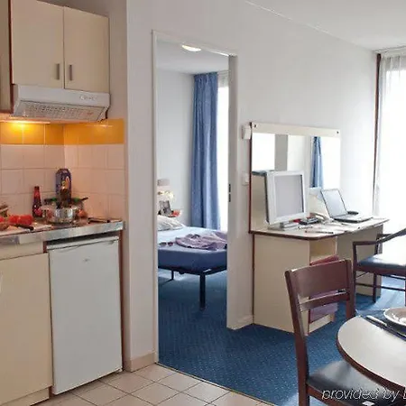Appart'city Confort Grand Palais Appart hôtel
