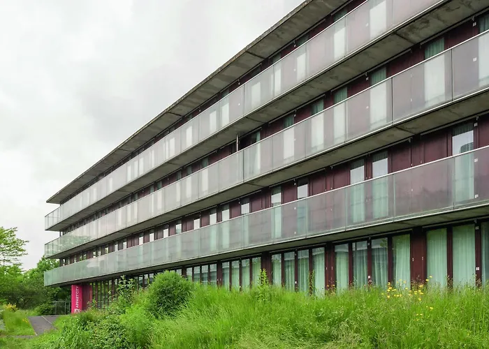 Appart'city Confort Grand Palais 3*