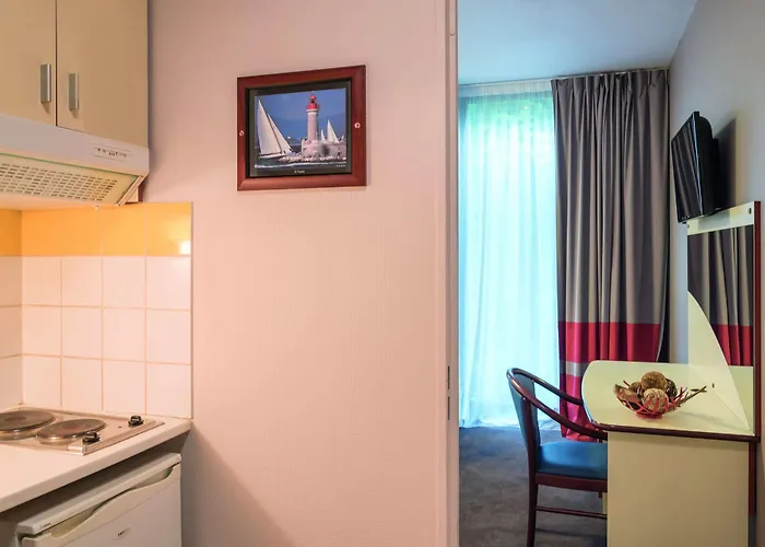 Appart'city Confort Grand Palais 3* Lille