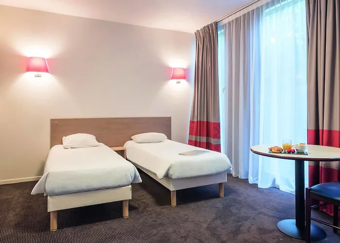 Appart'city Confort Grand Palais Appart hôtel